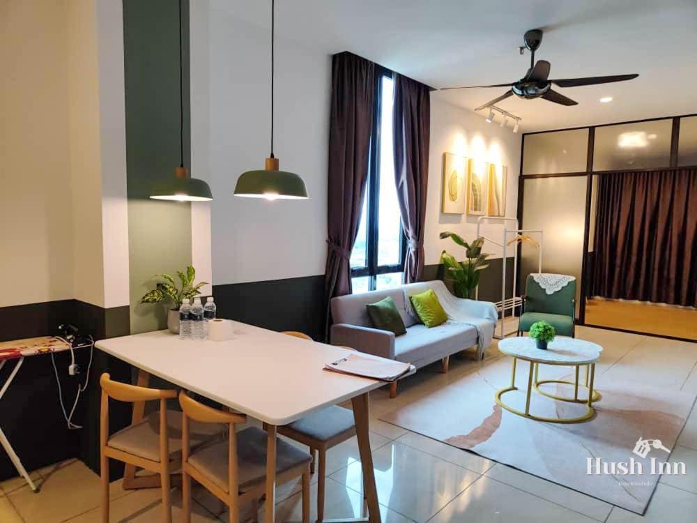Hush Inn At Itcc Manhattan Suites Kota Kinabalu Esterno foto